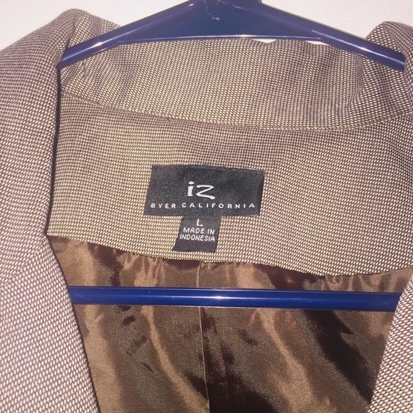 Top large but it’s more like a small/ medium - Picture 5 of 8